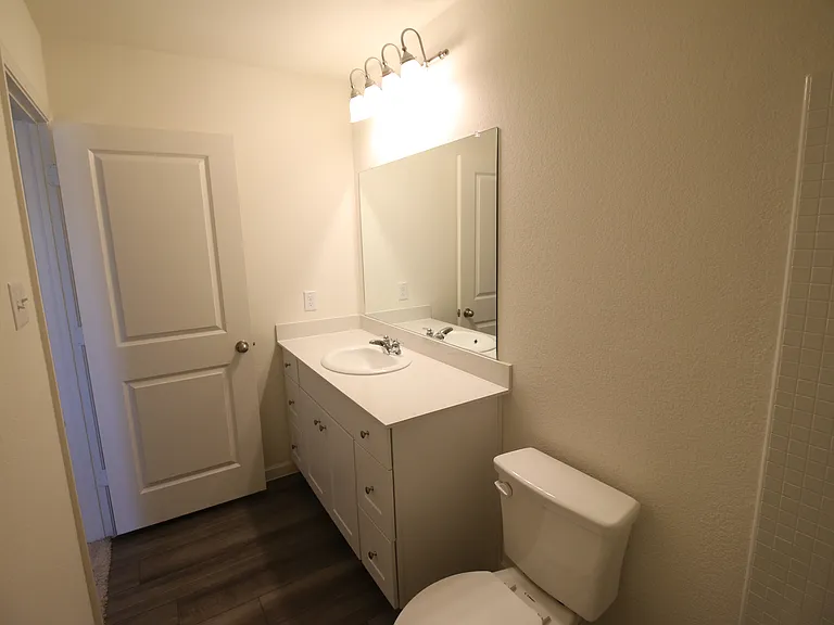 1246 Herring Dr — Photo 33