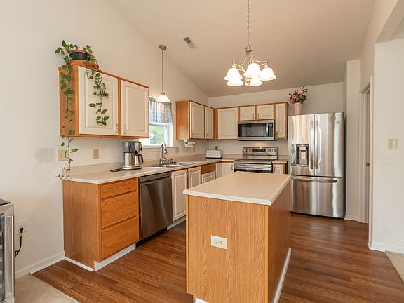 5th image of 2436 Borgman Dr