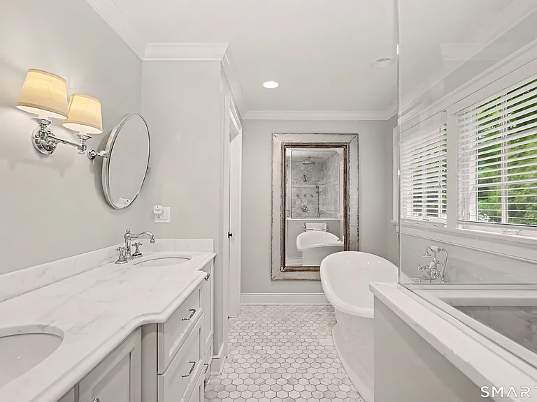 14 Deerfield Rd — Photo 19