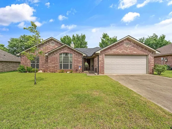 11575 Three Chimneys Dr, Flint, TX 75762