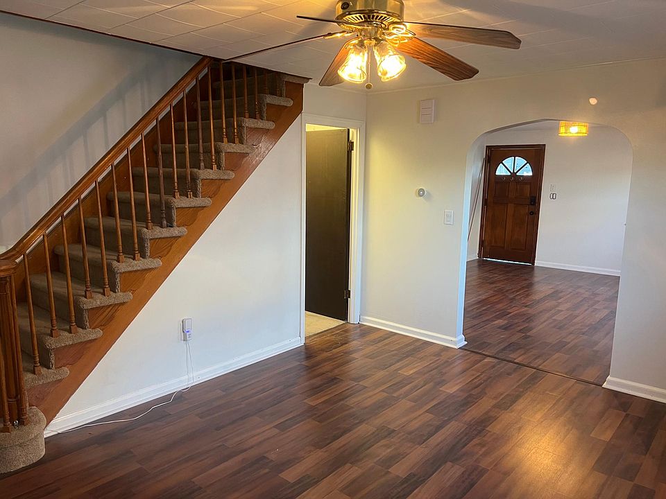 Dining room / living room / stairs to bedrooms / stairs to basement