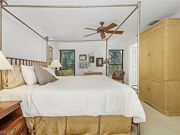 3rd image of 4743 Harbortown Ln
