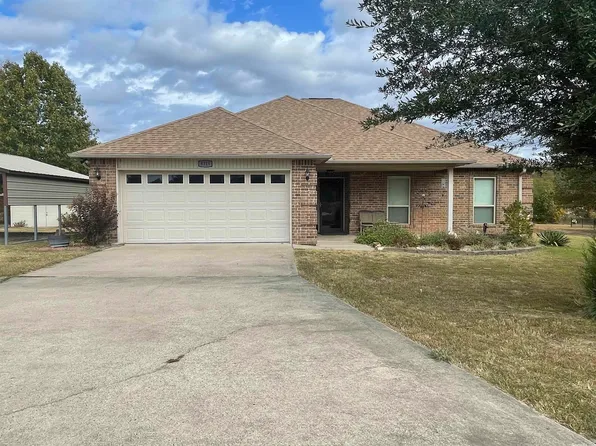 8318 Sagebrush Cir, Bauxite, AR 72011