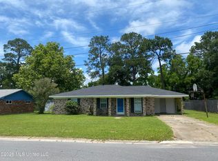 218 Alverado Dr, Long Beach, MS 39560