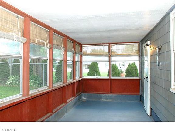 2nd image of 3809 Harper Ave
