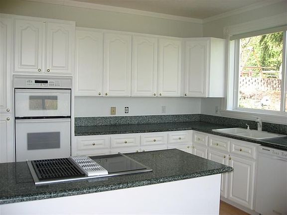 Kitchen with Mt Hood Views and granite counters