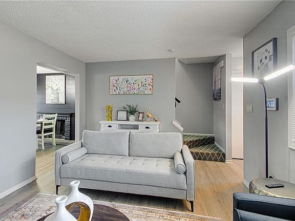 5th image of 10912 McKinley Ave