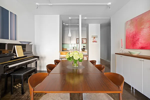 Sold by Compass | media 9