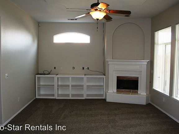 3rd image of 2443 Cabrillo Ct