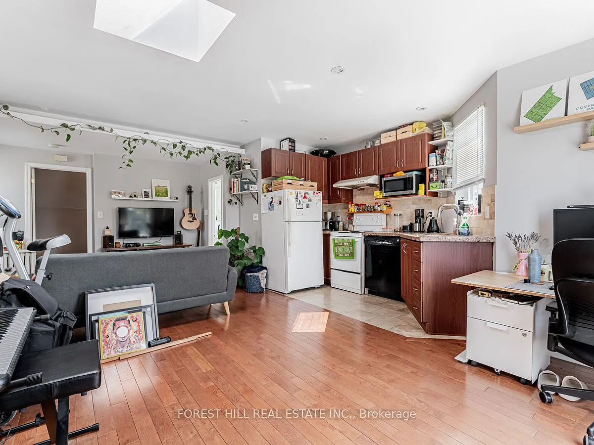 1 bed, $2,725 — Photo 4