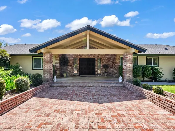 6112 E Slaton Ct, Stockton, CA 95215