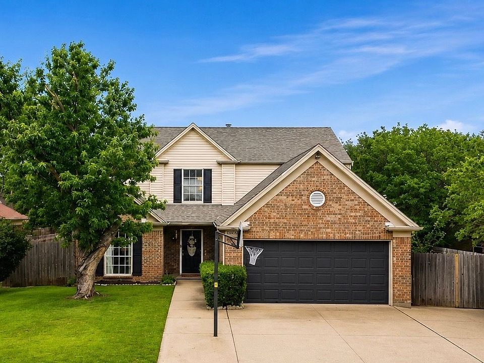 1st image of 6924 Wooddale Dr
