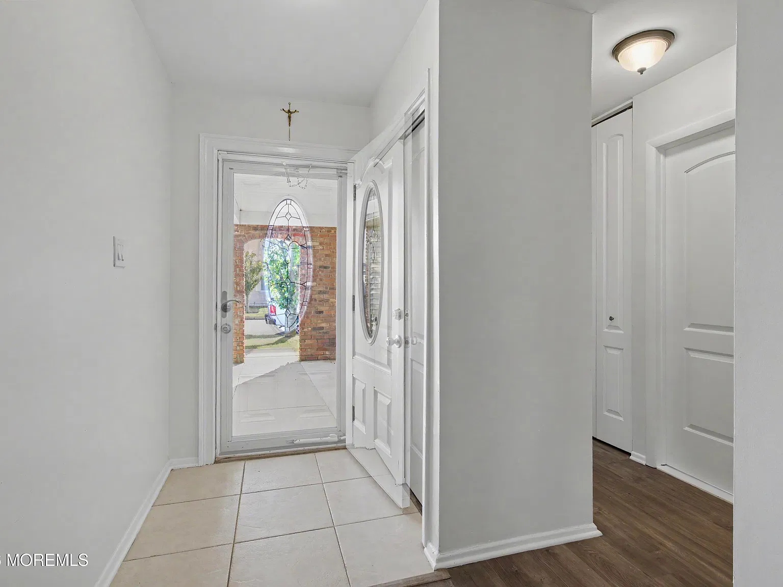 2 bed, 1350 sqft, $2,500 — Photo 4