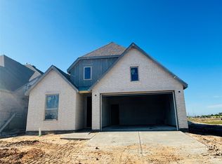 18106 Sunlit Oasis Dr, Webster, TX 77598