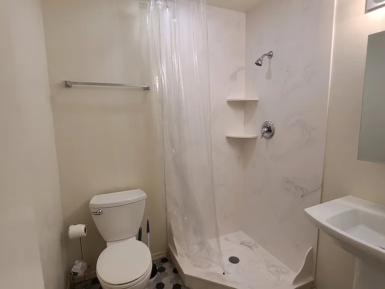 10' X 10' Bedroom with private bathroom
