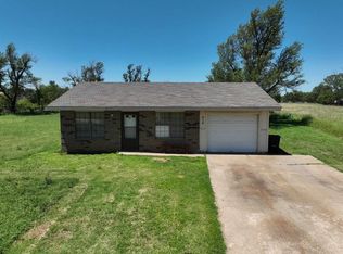 619 Highland Cir, Woodward, OK 73801