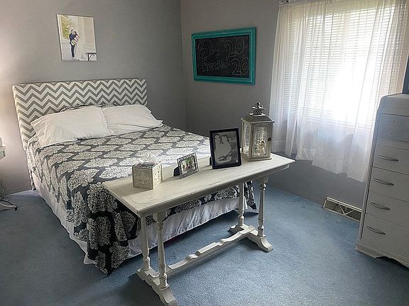 Guest room upstairs