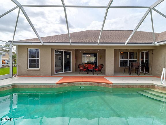 2nd image of 6076 Sabal Creek Blvd
