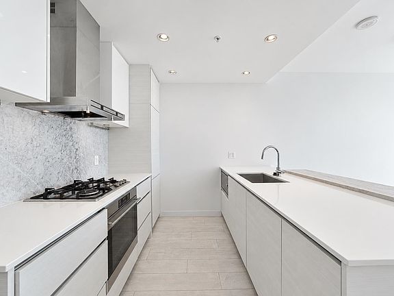 4th image of 4670 Assembly Way #801