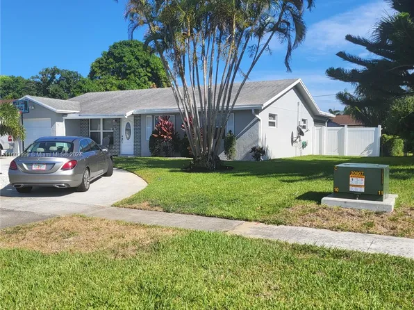 1114 SW 23rd Ave, Boynton Beach, FL 33426