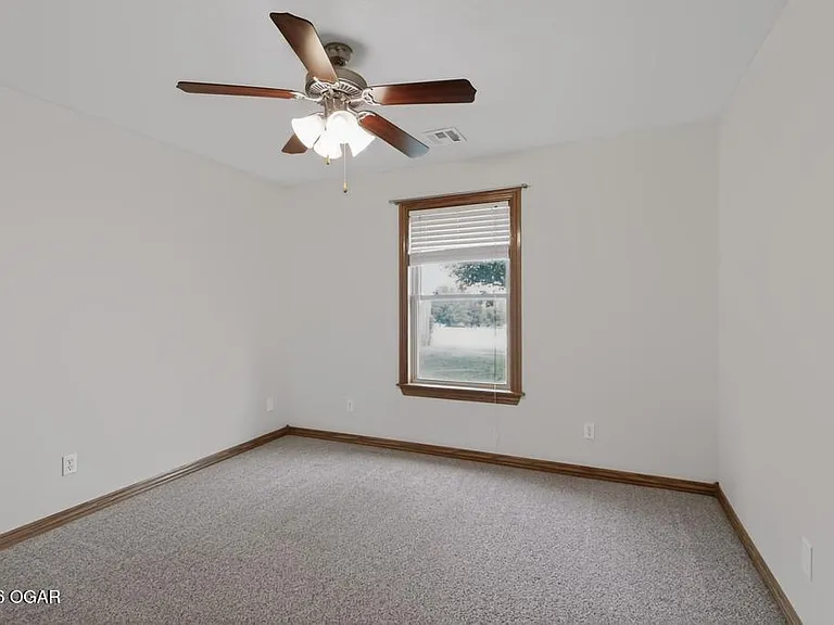 838 E Cottonwood St — Photo 11