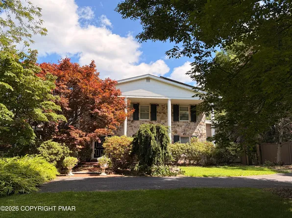 164 Chestnut Oak Dr, Tannersville, PA 18372