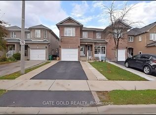22 Oatfield Rd, Brampton, ON L6R1X7