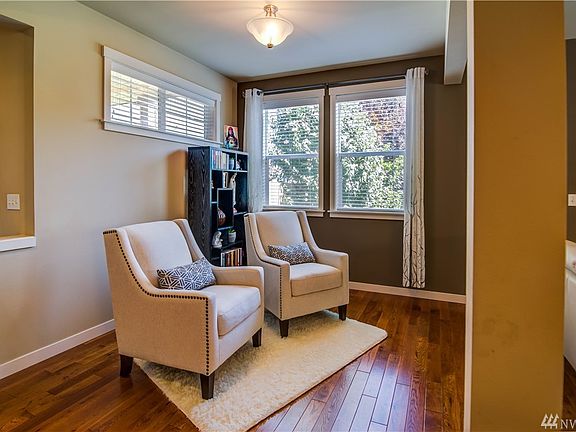 3rd image of 3386 52nd Ave E