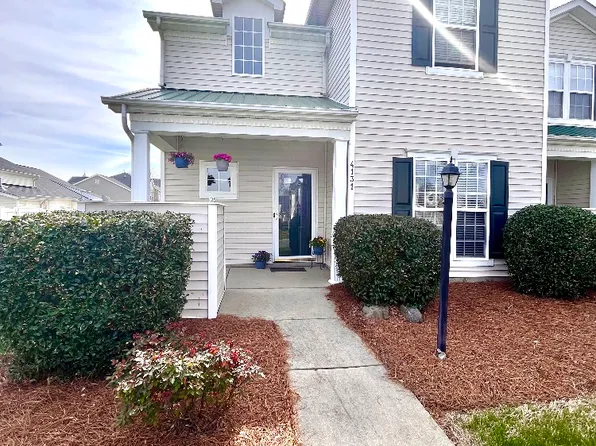 4131 Center Place Dr, Harrisburg, NC 28075