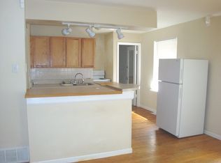 7349 Grand Dr, Saint Louis, MO 63133