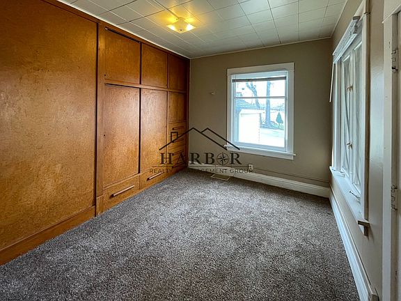 5th image of 504 E Center St #2