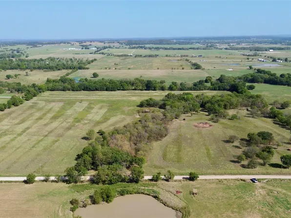 Howard Rd, Okmulgee, OK 74447
