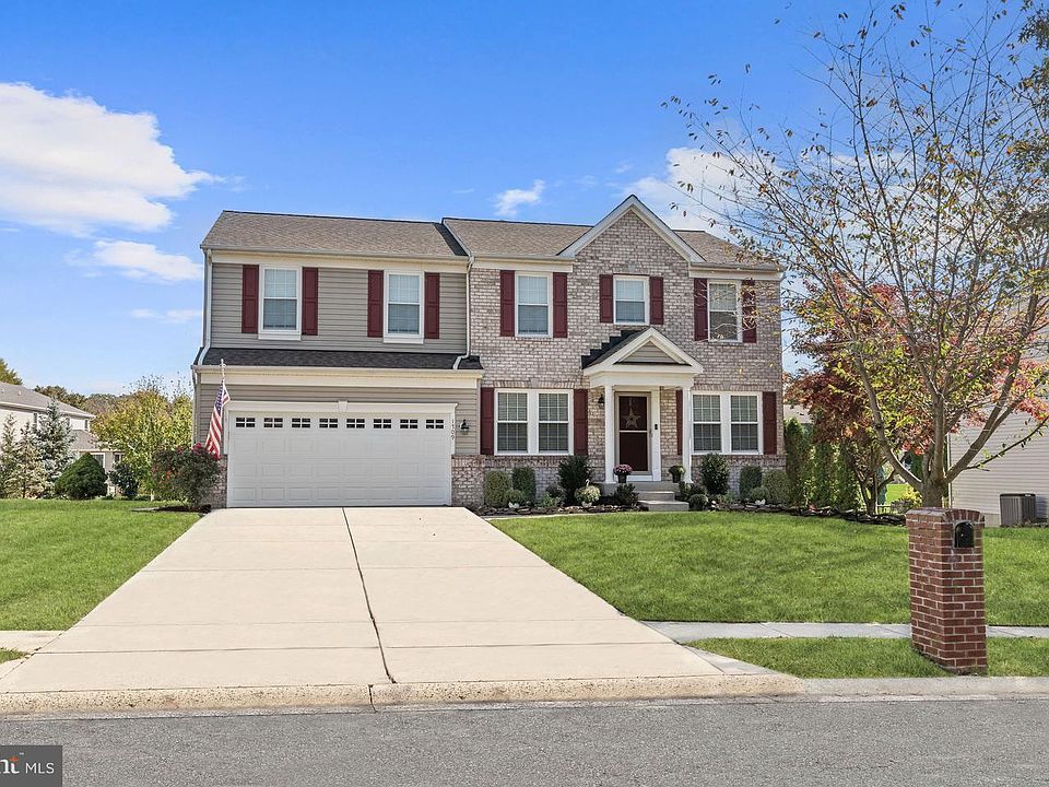 1st image of 1709 Earl Dr