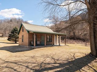 E10607 S Elk Run Rd, Viola, WI 54664