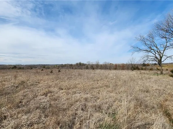 E 990th Rd, Prague, OK 74864