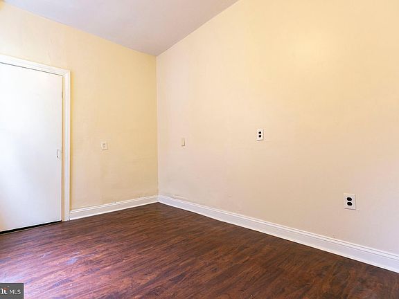 4th image of 5147 Hazel Ave #C