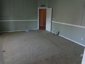 4th image of 1551 E Lynwood St