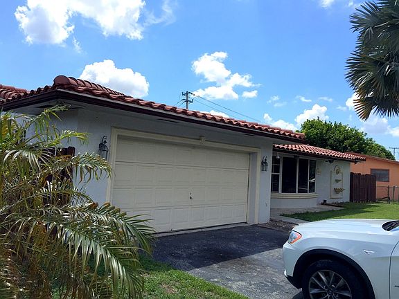 4th image of 19621 NW 24th Ave