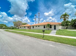 9555 SW 40th Ter #9555, Miami, FL 33165