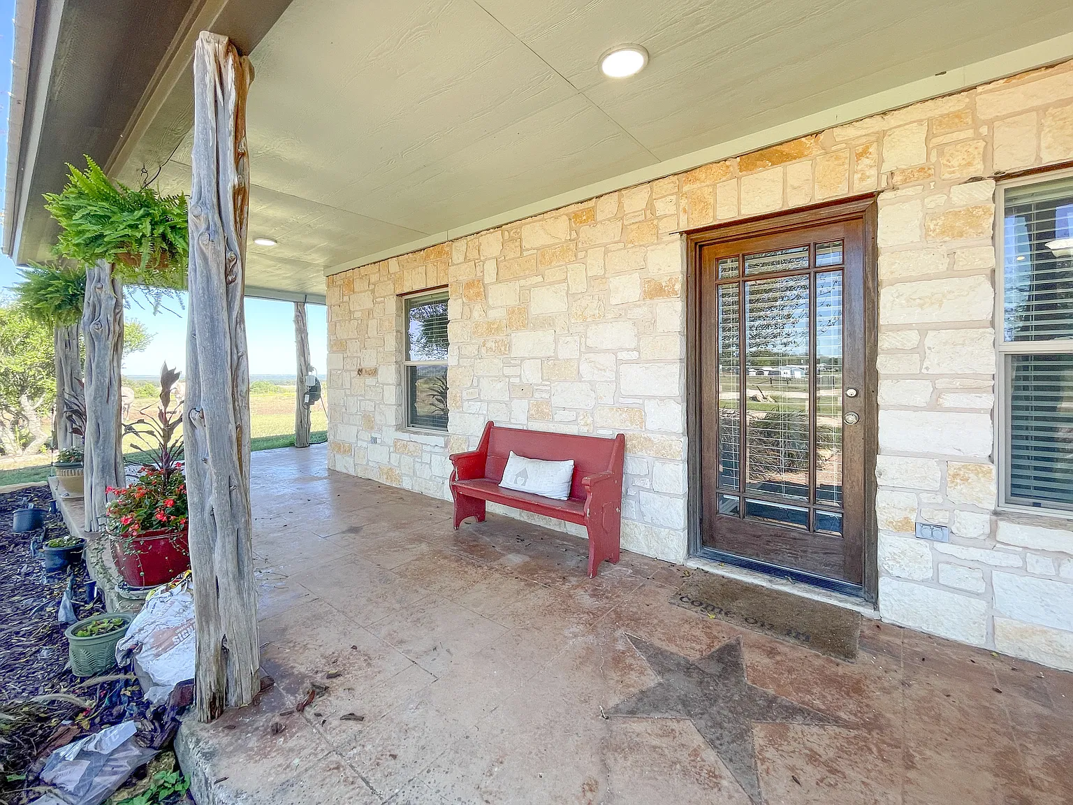 3 bed, 2226 sqft, $3,000 — Photo 3