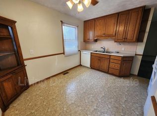 5725 Hartley St, Lincoln, NE 68507