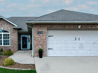 14439 Monarch Dr, Hallsville, MO 65255