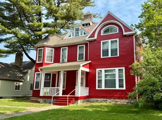 430 E Bloomington St, Iowa City, IA 52245