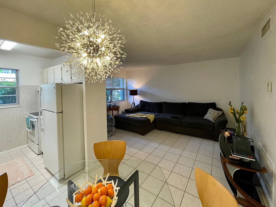 1st image of 222 N Federal Hwy APT 3