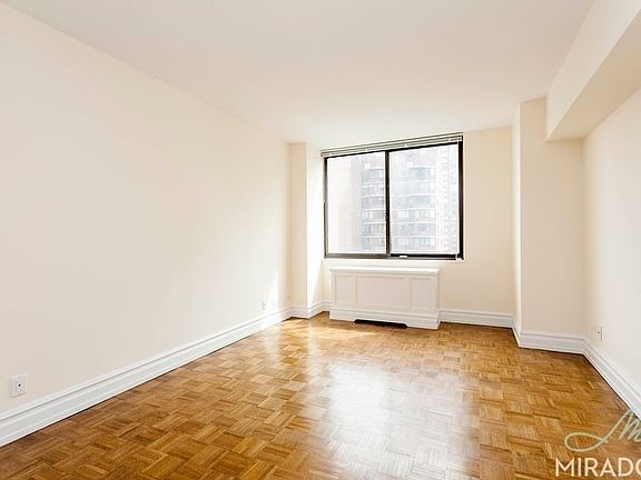 4th image of 145 W 67th St APT 16G