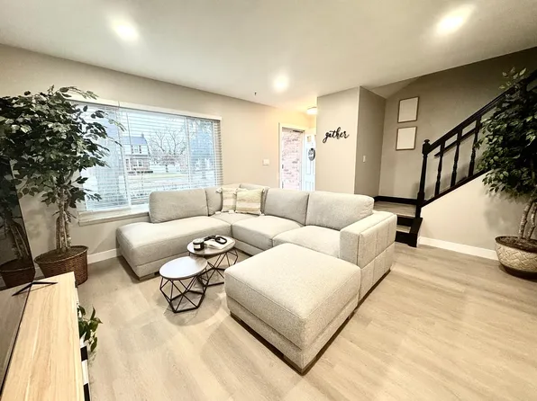 1323 Sunset Blvd, Royal Oak, MI 48067