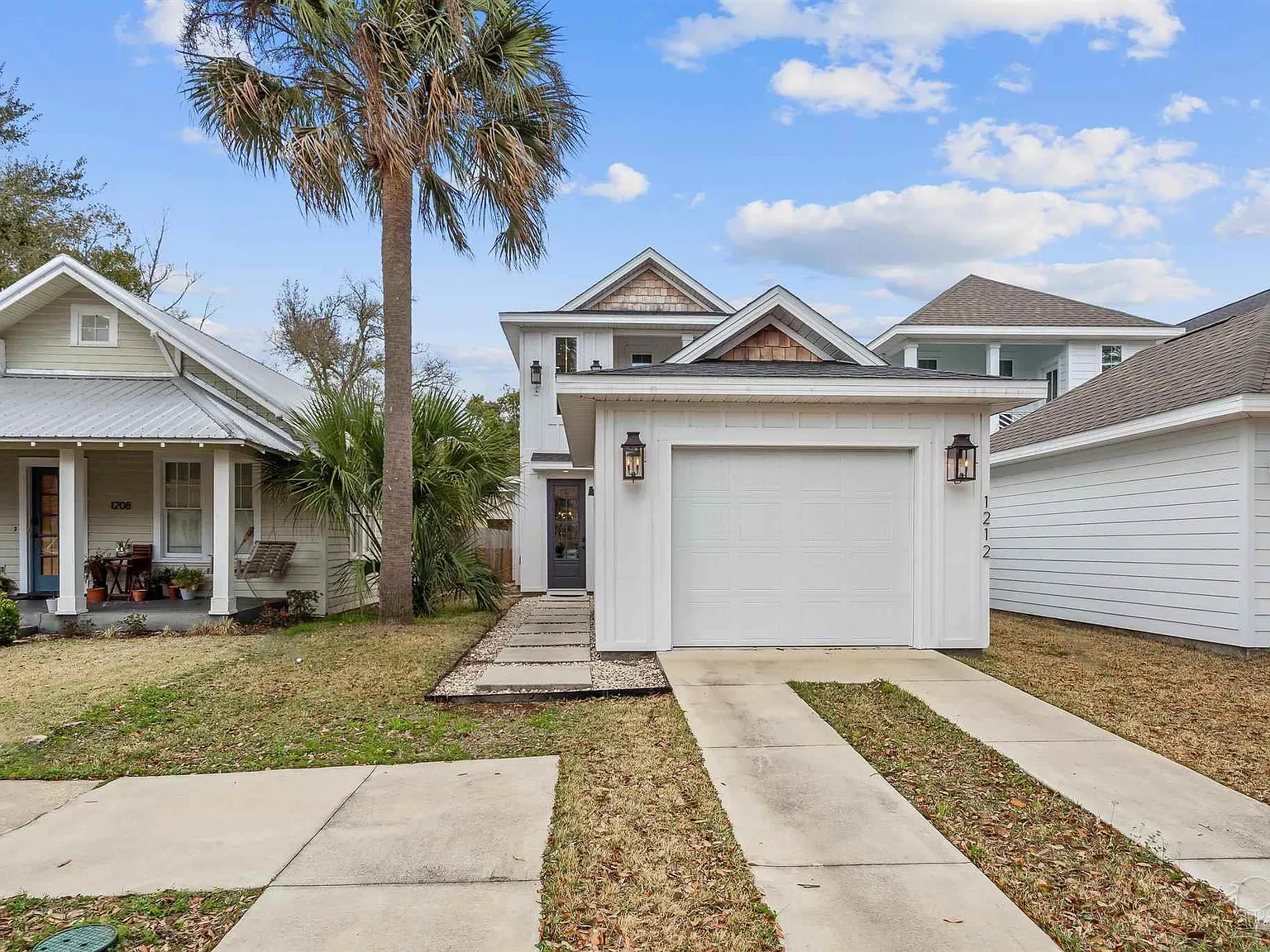 3 bed, 2.5 bath, 1995 sqft, $3,750 — Photo 2