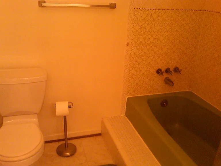 4852 Rosewell Dr — Photo 12