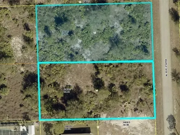 903 Maple Ave N, Lehigh Acres, FL 33972
