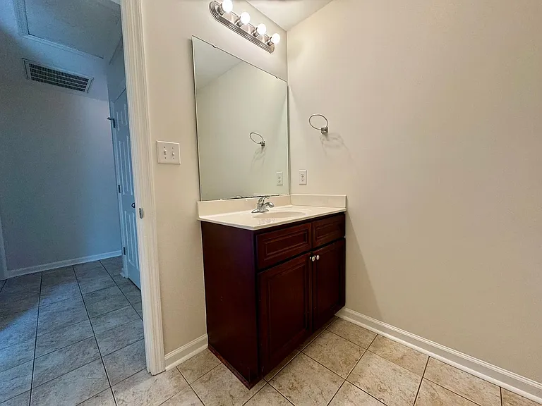 124 Summerlin Ln #1 — Photo 15